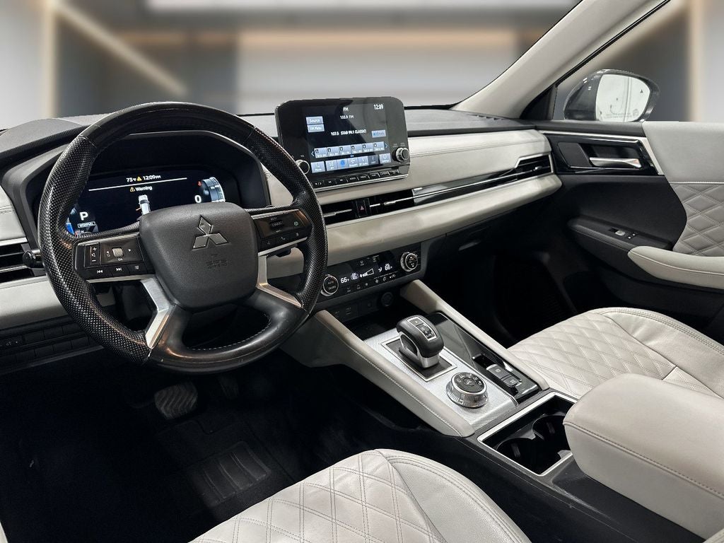 2022 Mitsubishi Outlander SEL