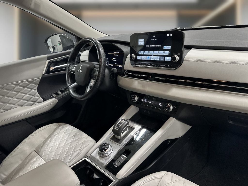 2022 Mitsubishi Outlander SEL