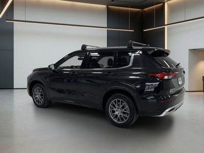 2022 Mitsubishi Outlander SEL