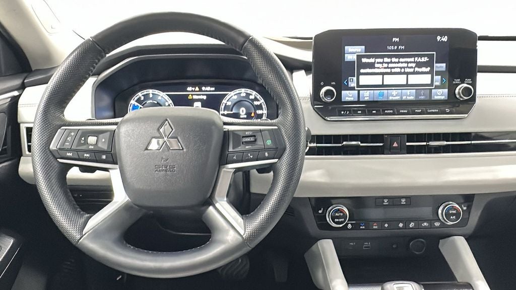 2024 Mitsubishi Outlander SEL Platinum Edition