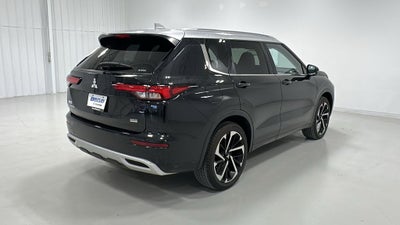 2024 Mitsubishi Outlander SEL Platinum Edition