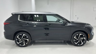 2024 Mitsubishi Outlander SEL Platinum Edition