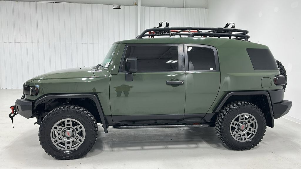2014 Toyota FJ Cruiser Base
