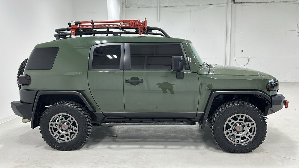 2014 Toyota FJ Cruiser Base