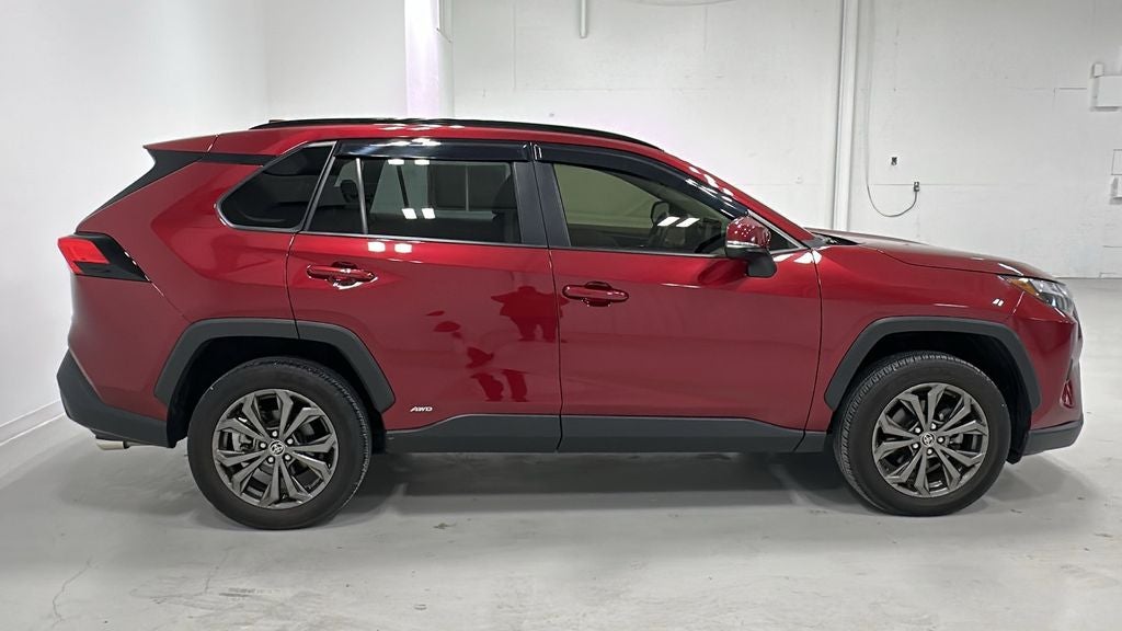 2022 Toyota RAV4 Hybrid XLE Premium