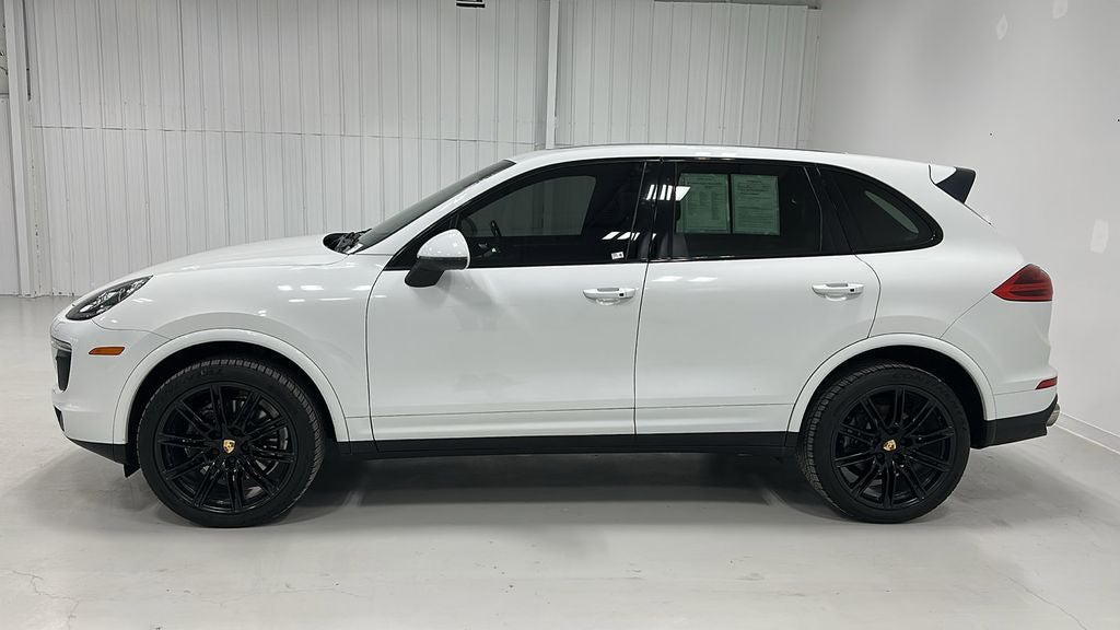 2017 Porsche Cayenne Platinum Edition