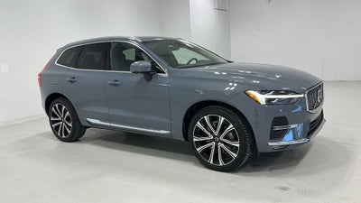 2023 Volvo XC60 B6 Ultimate Bright Theme