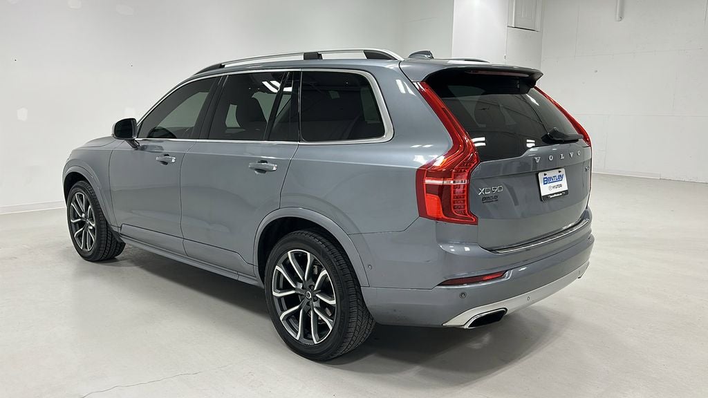 2019 Volvo XC90 T6 Momentum